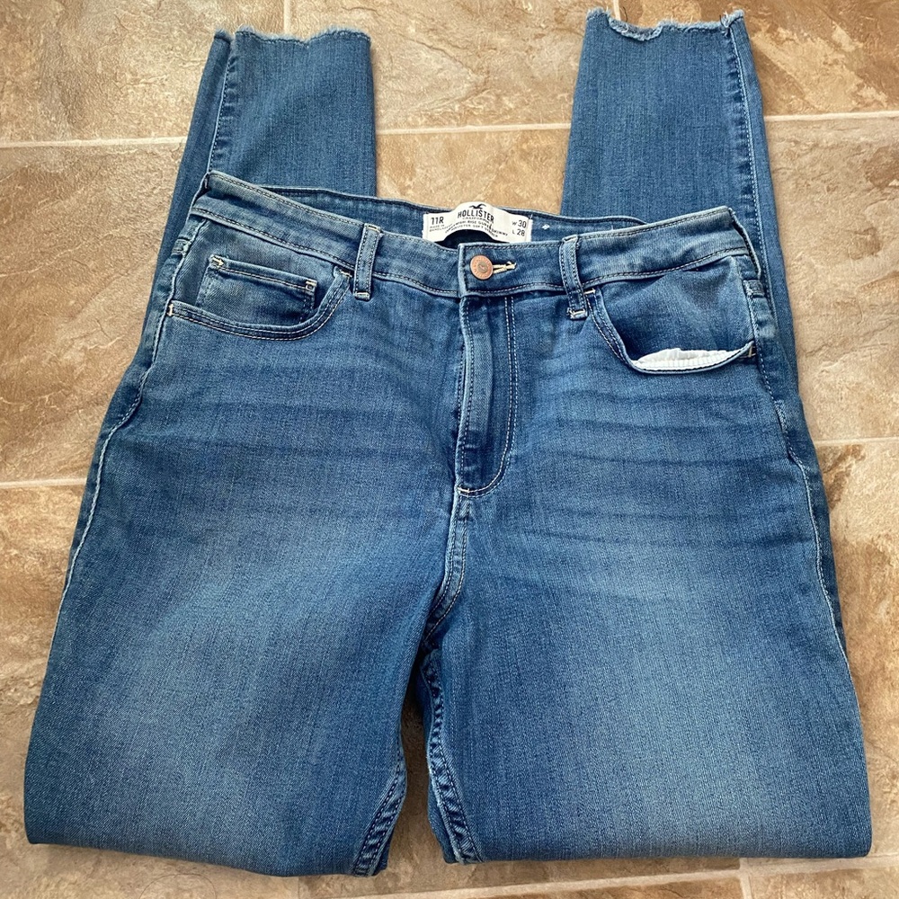 Hollister Curvy High Rise Super Skinny - Soft Stretch